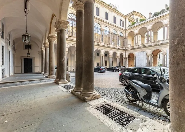 Apartament Palazzo Borghese, A Burghesius *
