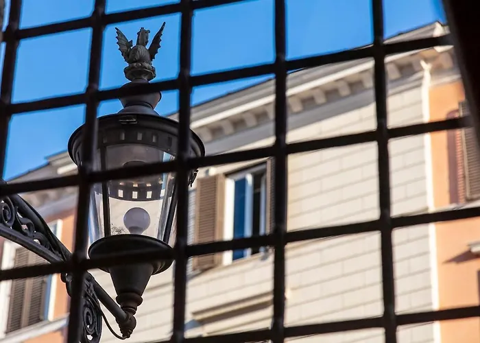 Apartament Palazzo Borghese, A Burghesius Rzym